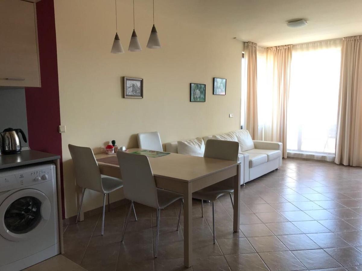 Apartment 2Br, Тристаен In Complex Green Life Sozopol Eksteriør bilde