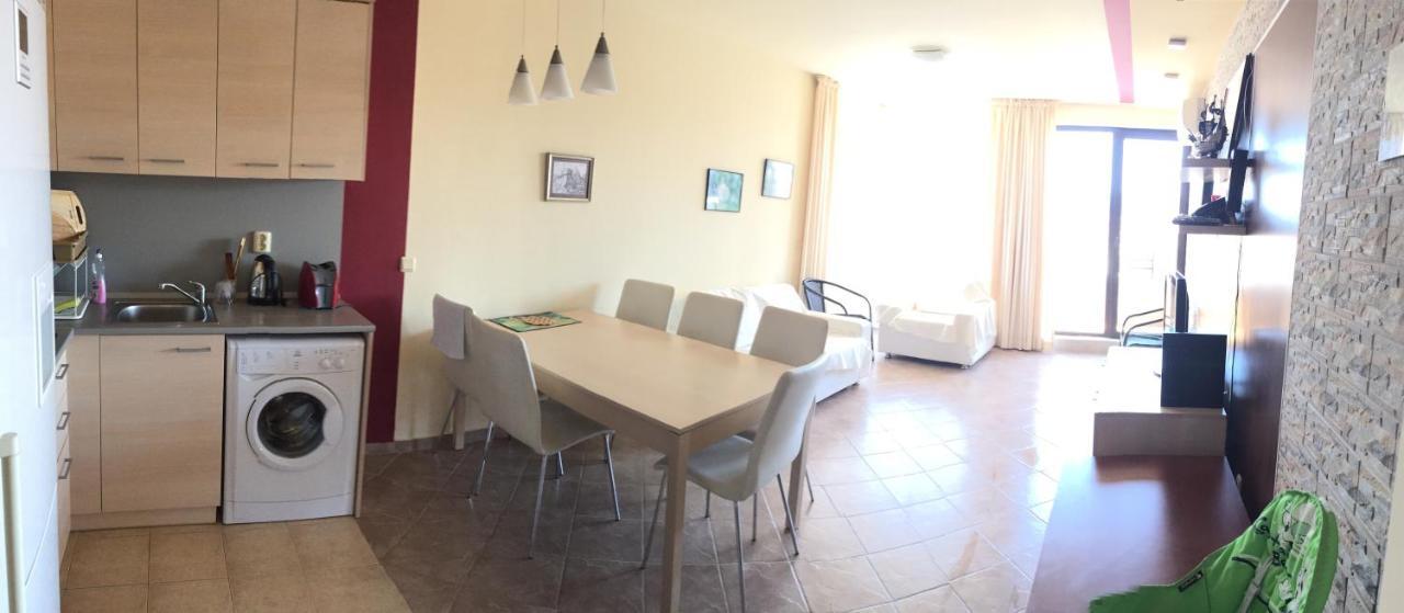 Apartment 2Br, Тристаен In Complex Green Life Sozopol Eksteriør bilde